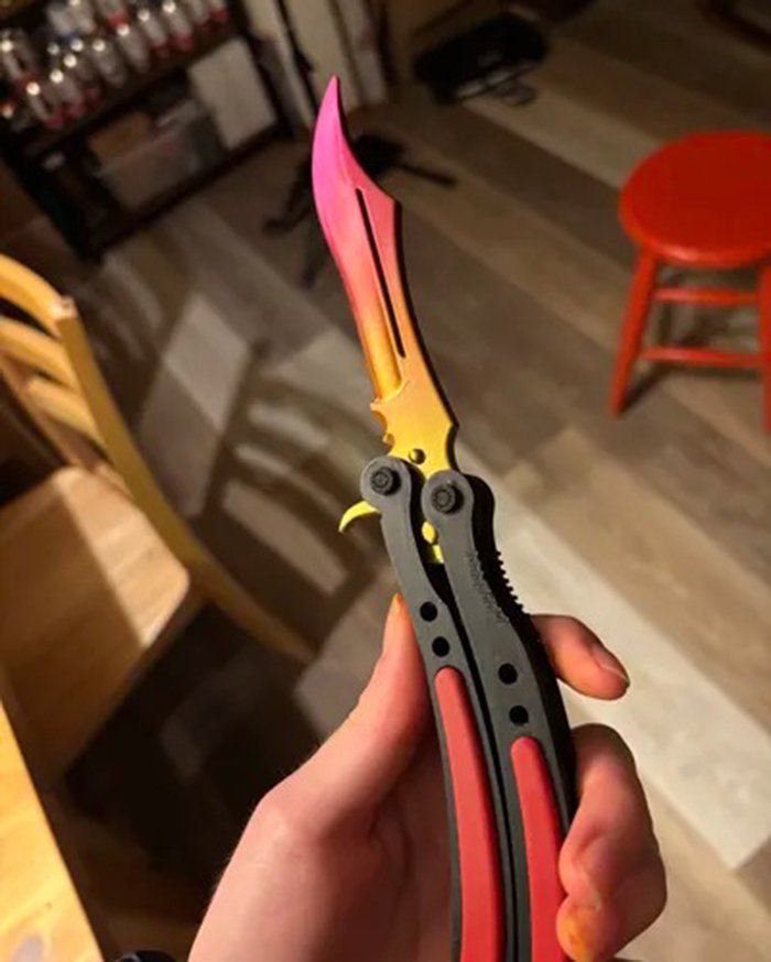 CS2 Butterfly Knife Replica - Image 2