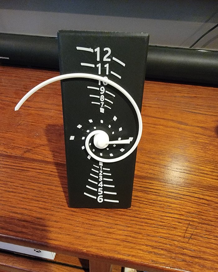 Golden Spiral Clock – Fibonacci Inspired 3D Printed Clock - Image 4